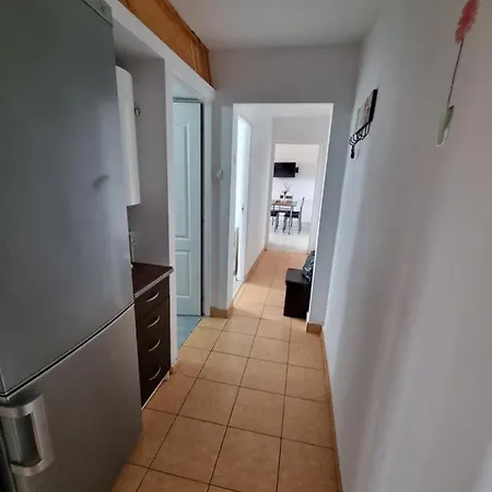 Apartament Tiby