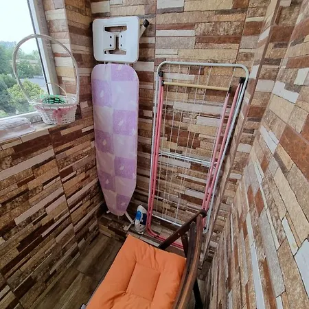 Apartament Tiby *